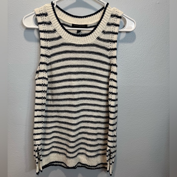 Banana Republic sweater tank - Picture 2 of 7